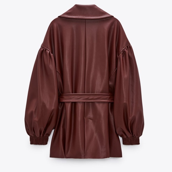 Luxurious limited edition Faux leather belt blazer - Picture 7 of 7